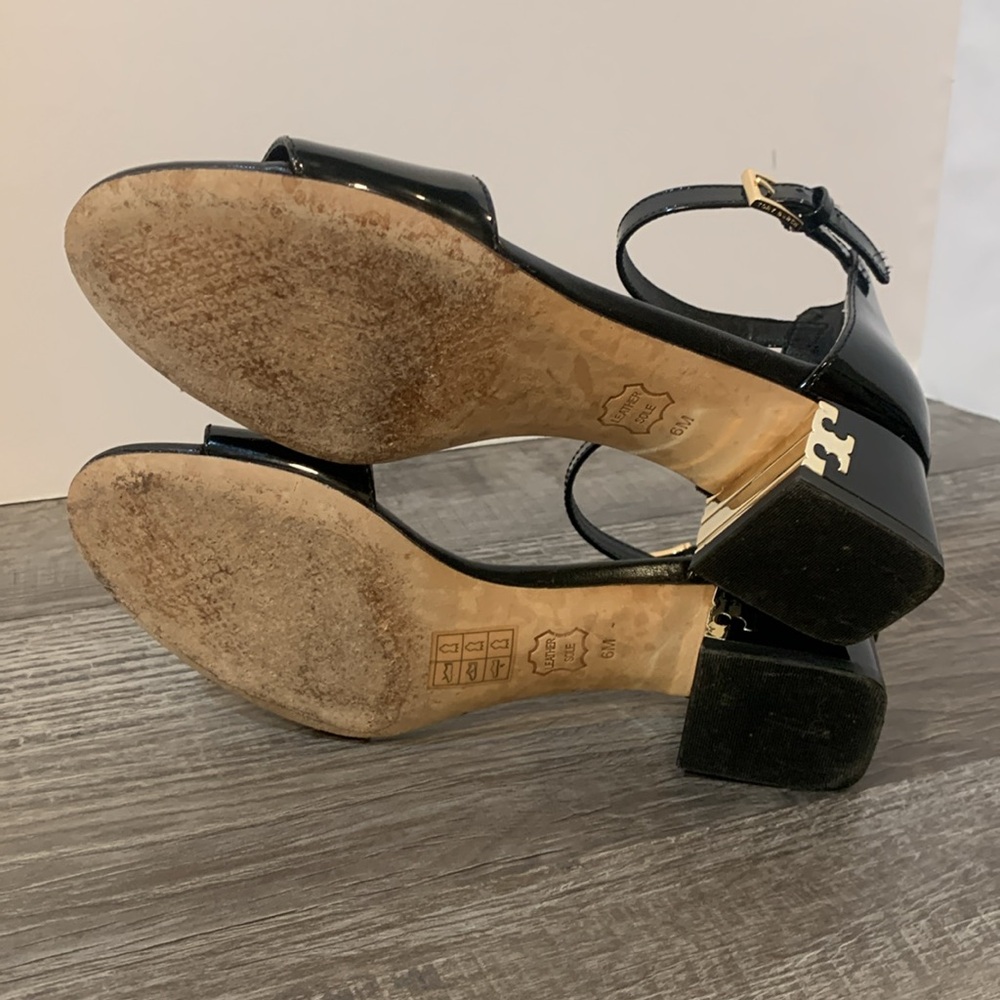 Tory Burch patent leather sandals size 6 - Picture 6 of 11